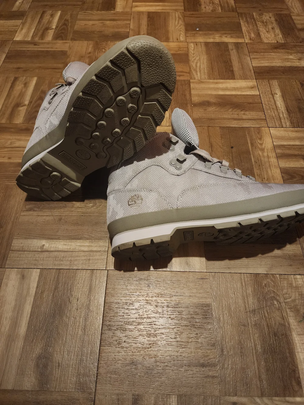 Timberland Men’s Light Beige Outdoor Lace-Up Boots